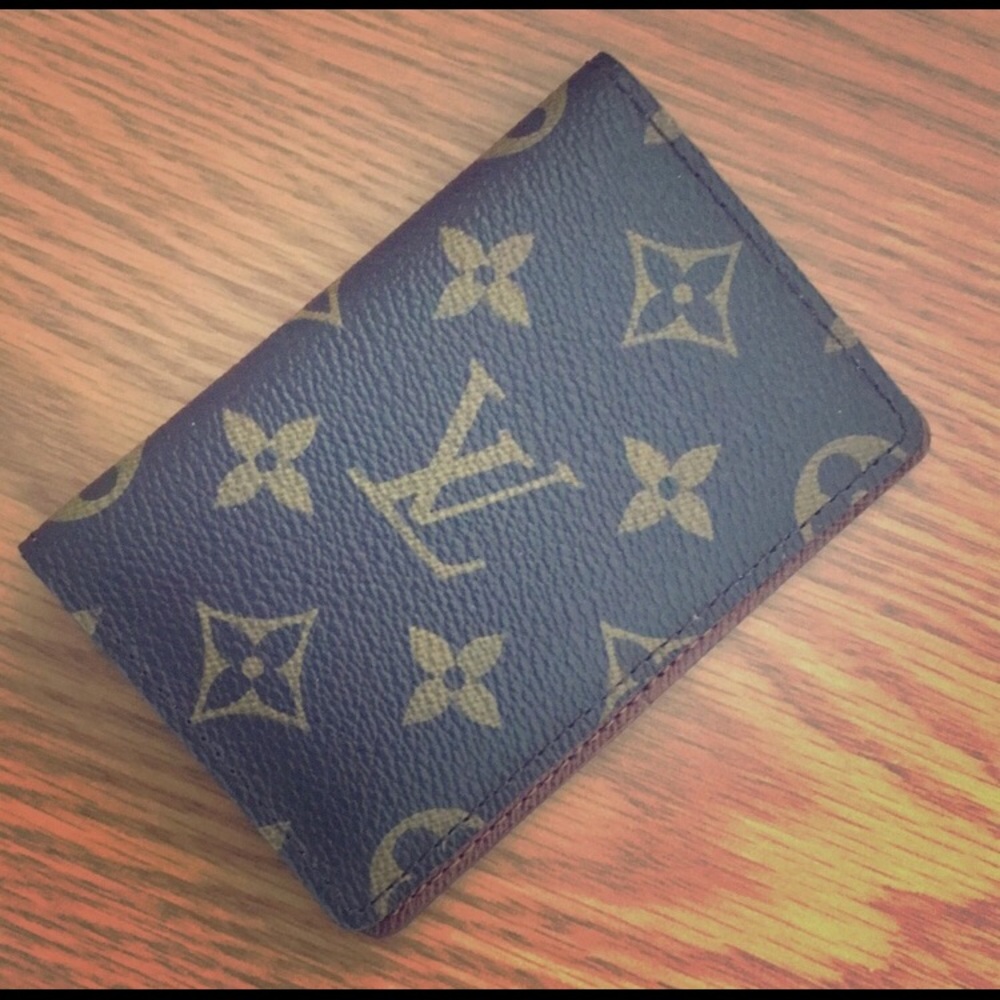 Louis Vuitton card holder